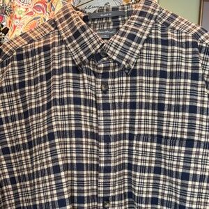 Eddie Bauer long sleeve flannel shirt.  Size - XL (23)